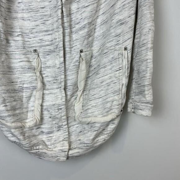 Aritzia Wilfred Roussea Zip Up Cardigan Sweater Cream and Gray Shawl Collar - Picture 4 of 12